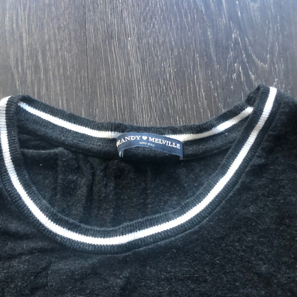 Brandy Melville shirt
